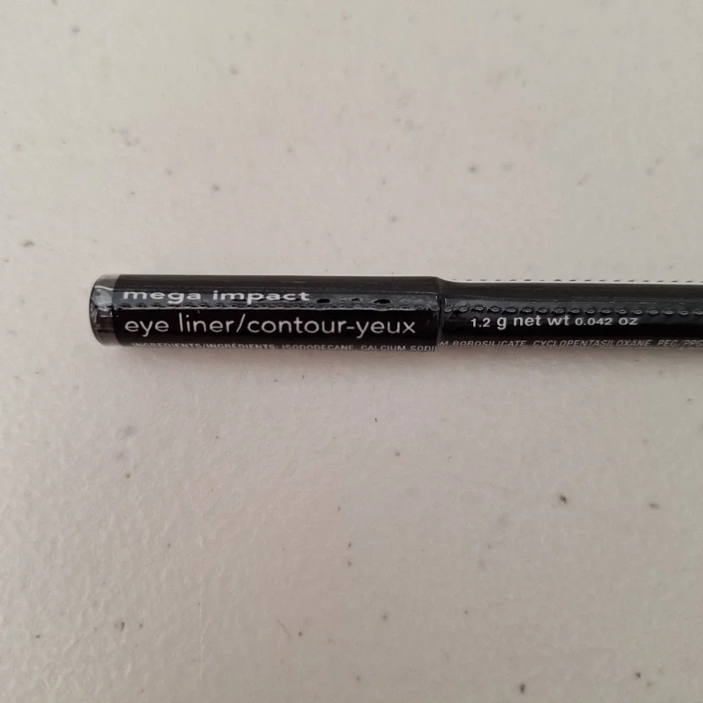 Avon Mega Impact Eye Liner - RICH COPPER - C103 - New Sealed